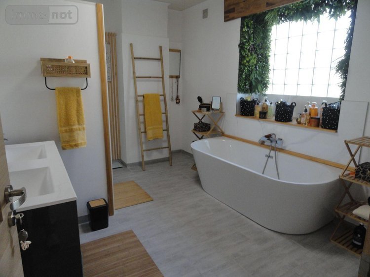 Maison a vendre Saint-Gilles 30800 Gard 104 m2 4 pièces 189000 euros