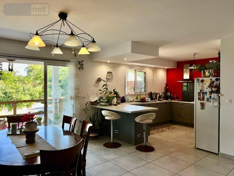 Maison a vendre Saint-Joseph 97480 Réunion 122 m2 4 pièces 295000 euros