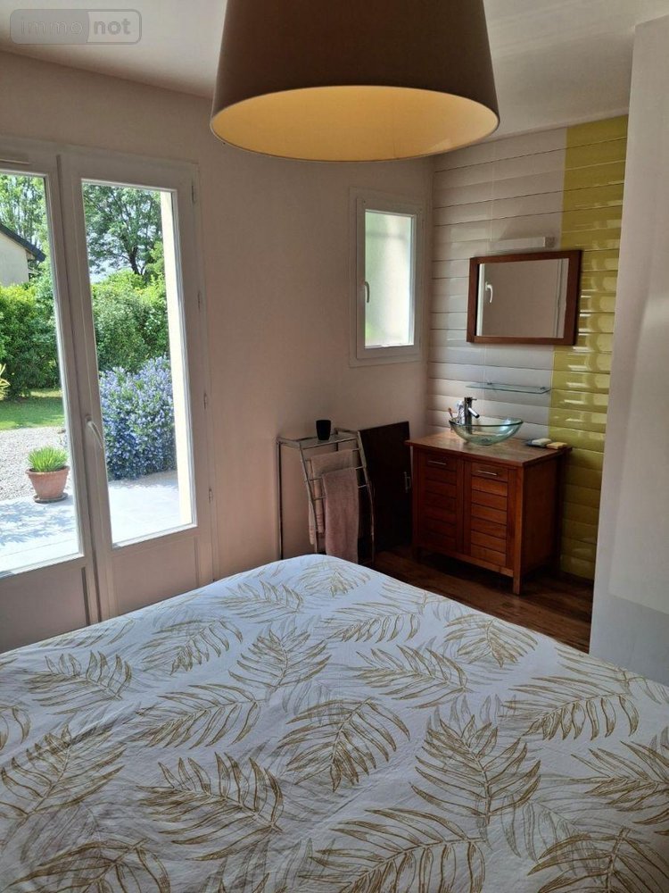 Maison a vendre Le Vigean 15200 Cantal 120 m2 7 pièces 252000 euros