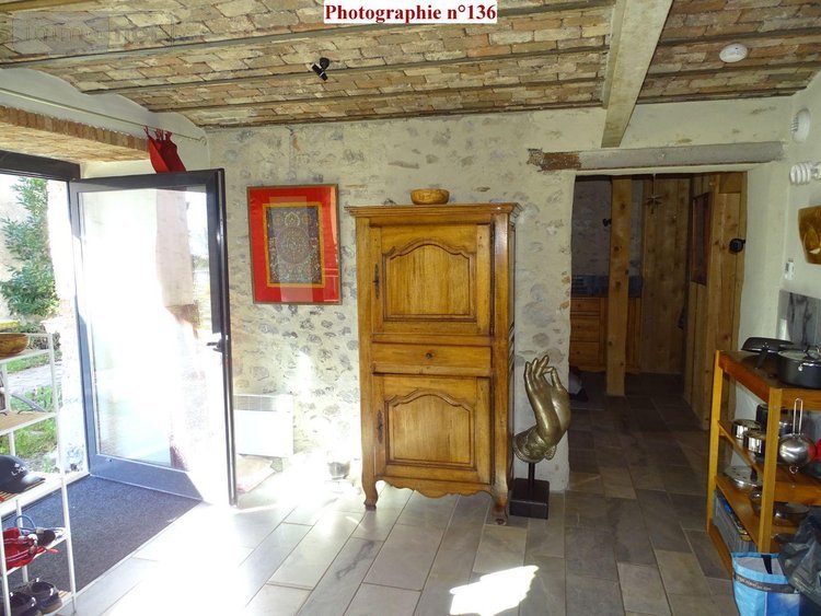 Maison a vendre Francin 73800 Savoie 200 m2  180000 euros