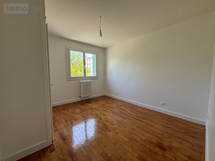 Appartement a vendre Chambéry 73000 Savoie 64 m2 3 pièces 189000 euros