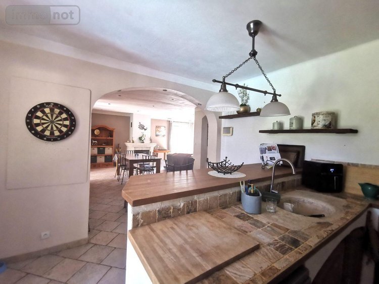 Maison a vendre Mouriès 13890 Bouches-du-Rhône 145 m2 7 pièces 859000 euros