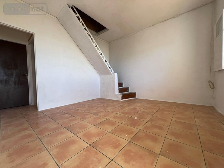 Maison a vendre Sainte-Clotilde 97490 Réunion 165 m2 7 pièces 386900 euros