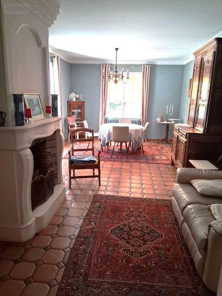 Maison a vendre La Flèche 72200 Sarthe 140 m2 9 pièces 387760 euros