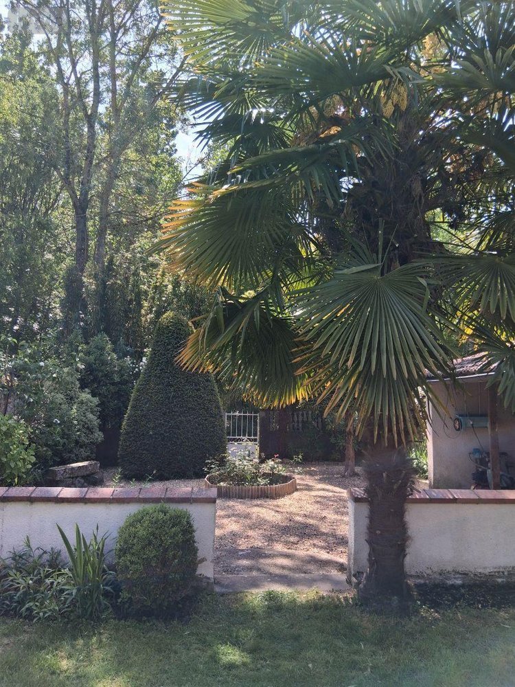 Maison a vendre La Flèche 72200 Sarthe 140 m2 9 pièces 387760 euros