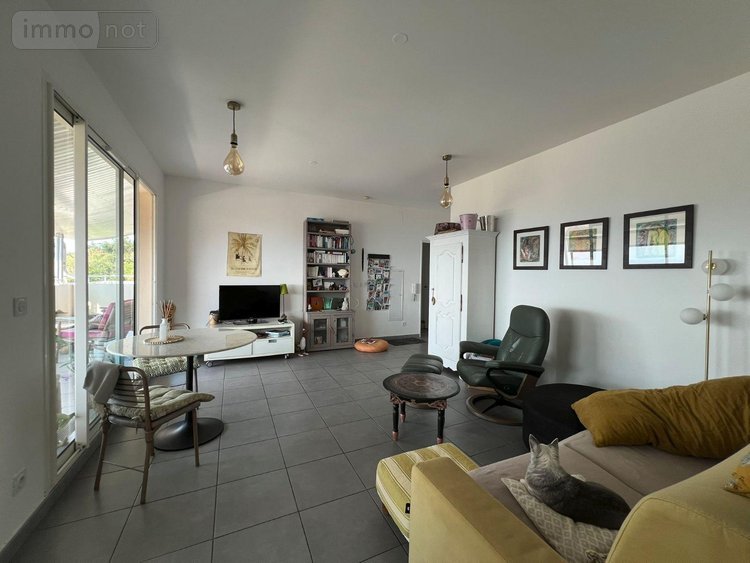 Appartement a vendre Saint-Denis 97400 Réunion 71 m2 3 pièces 233200 euros