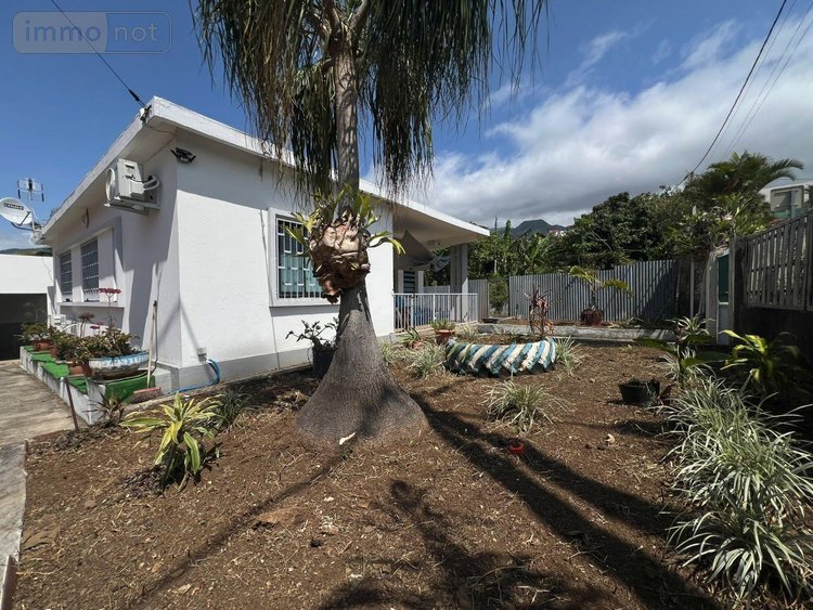 Maison a vendre Sainte-Clotilde 97490 Réunion 94 m2 4 pièces 397000 euros