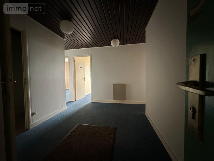 Fonds et murs commerciaux a vendre Quimper 29000 Finistère 102 m2  105760 euros