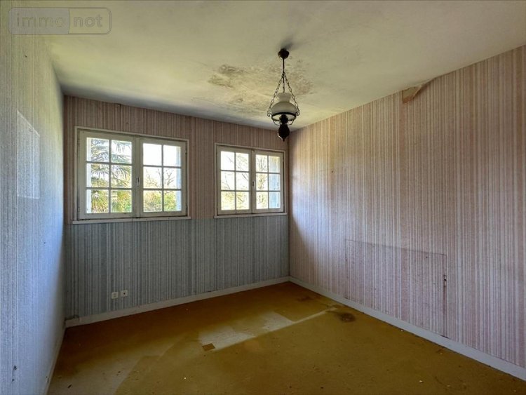 Maison a vendre Carhaix-Plouguer 29270 Finistère 162 m2 5 pièces 136479 euros