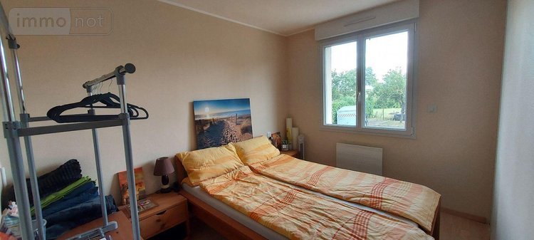 Location maison Quelaines-Saint-Gault 53360 Mayenne 72 m2 4 pièces 750 euros