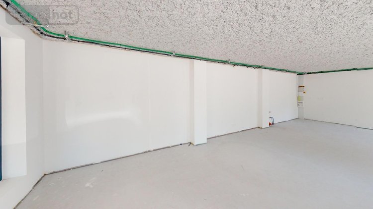 Fonds et murs commerciaux a vendre Saint-Pierre-Quiberon 56510 Morbihan  298680 euros