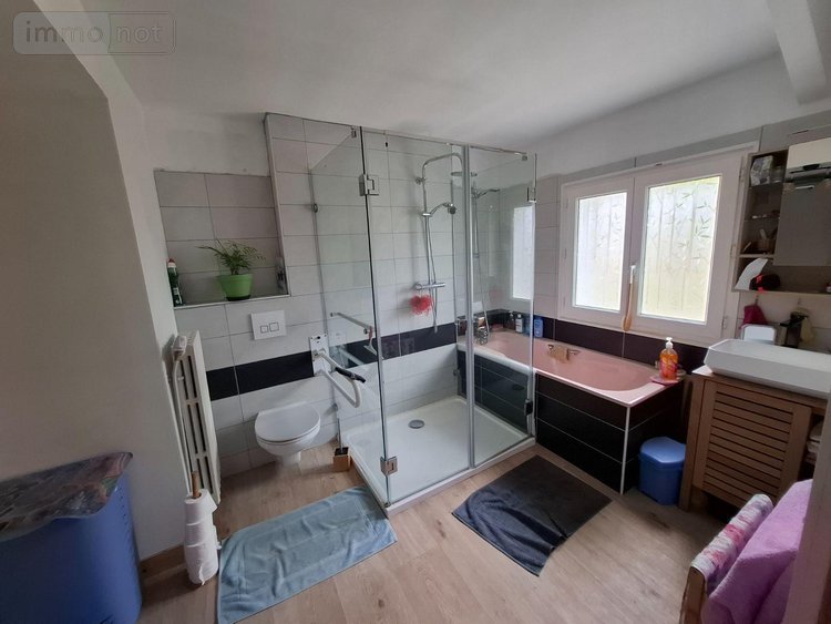 Maison a vendre Paule 22340 Côtes-d'Armor 137 m2 5 pièces 194250 euros