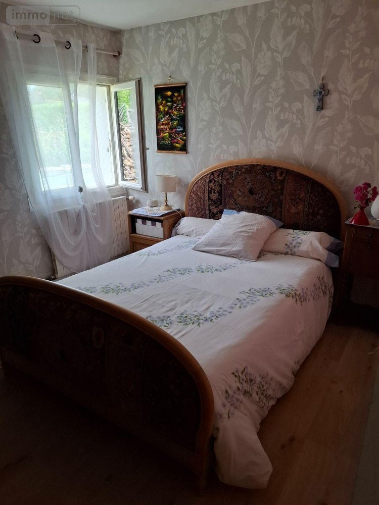 Maison a vendre Paule 22340 Côtes-d'Armor 137 m2 5 pièces 194250 euros