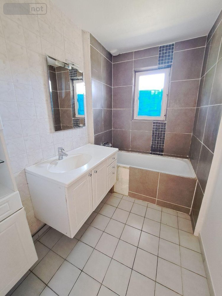 Maison a vendre Montfort-le-Gesnois 72450 Sarthe 84 m2 5 pièces 169000 euros