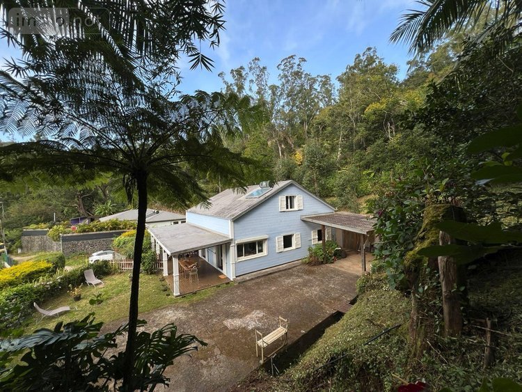 Maison a vendre Saint-Denis 97400 Réunion 141 m2 5 pièces 366500 euros