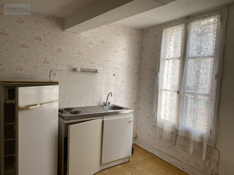 Immeuble a vendre Preuilly-sur-Claise 37290 Indre-et-Loire 120 m2  69000 euros