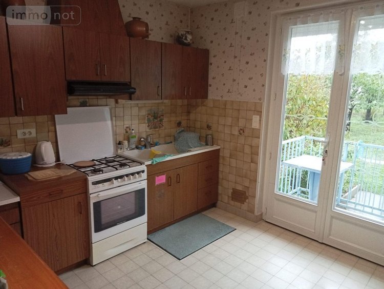 Maison a vendre Montluçon 03100 Allier 124 m2 7 pièces 116600 euros