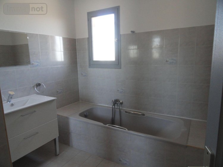 Maison a vendre Saint-Gilles 30800 Gard 103 m2 3 pièces 254000 euros