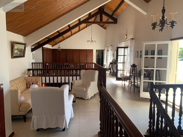Maison a vendre La-Montagne 97417 Réunion 350 m2 6 pièces 998900 euros