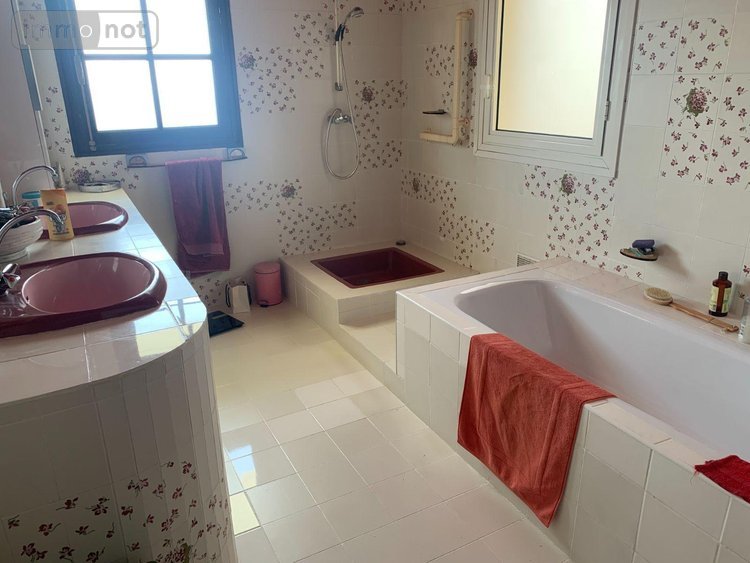 Maison a vendre La-Montagne 97417 Réunion 350 m2 6 pièces 998900 euros