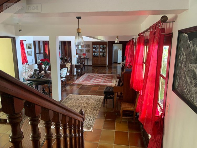 Maison a vendre La-Montagne 97417 Réunion 350 m2 6 pièces 998900 euros