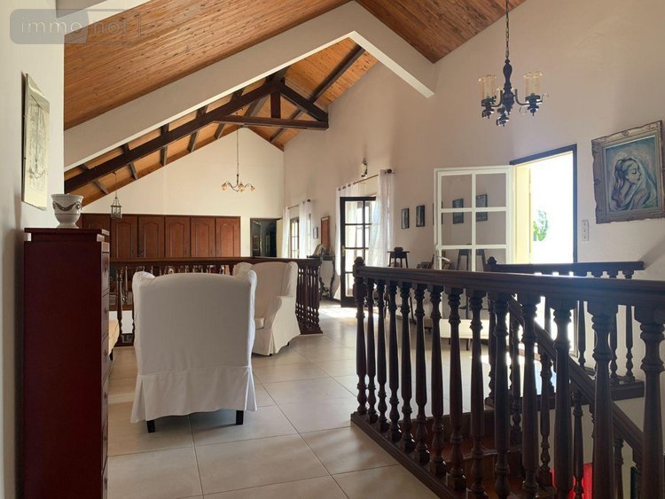 Maison a vendre La-Montagne 97417 Réunion 350 m2 6 pièces 998900 euros