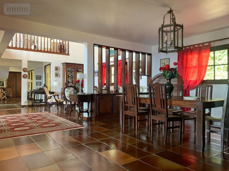 Maison a vendre La-Montagne 97417 Réunion 350 m2 6 pièces 998900 euros