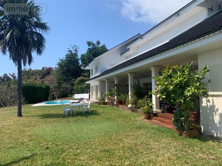 Maison a vendre La-Montagne 97417 Réunion 350 m2 6 pièces 998900 euros
