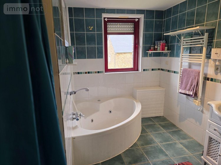 propriete a vendre Hambers 53160 Mayenne 144 m2 5 pièces 208000 euros