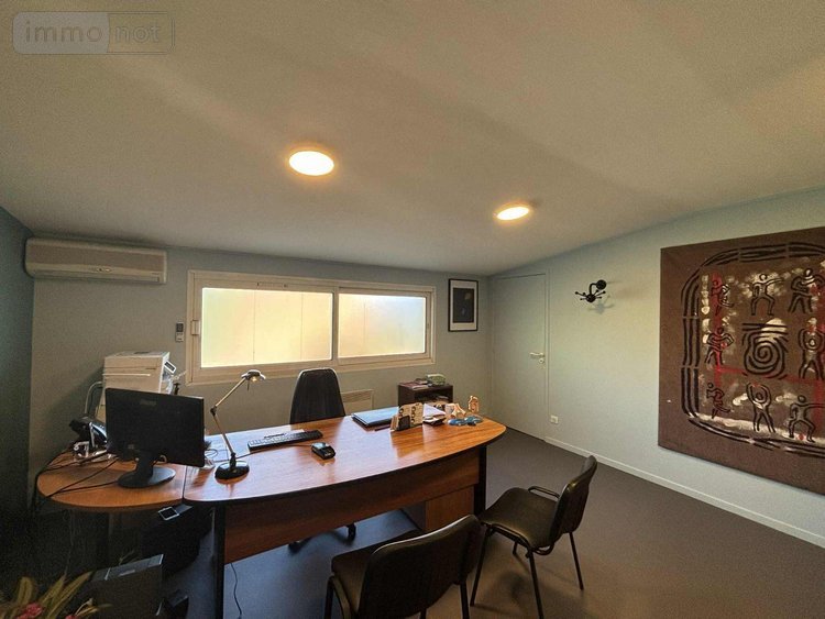 Fonds et murs commerciaux a vendre Sedan 08200 Ardennes 350 m2  200000 euros