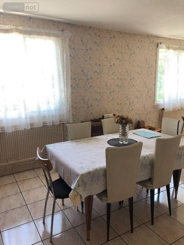 Maison a vendre Mauriac 15200 Cantal 105 m2  108120 euros