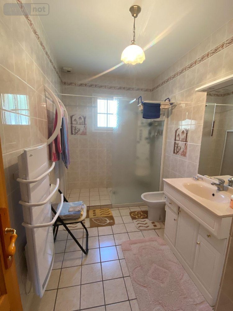 Maison a vendre Salins 15200 Cantal 105 m2  190800 euros