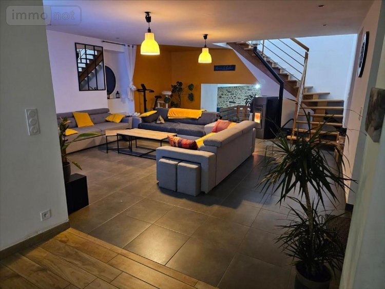 Maison a vendre Ernée 53500 Mayenne 296 m2 8 pièces 336000 euros