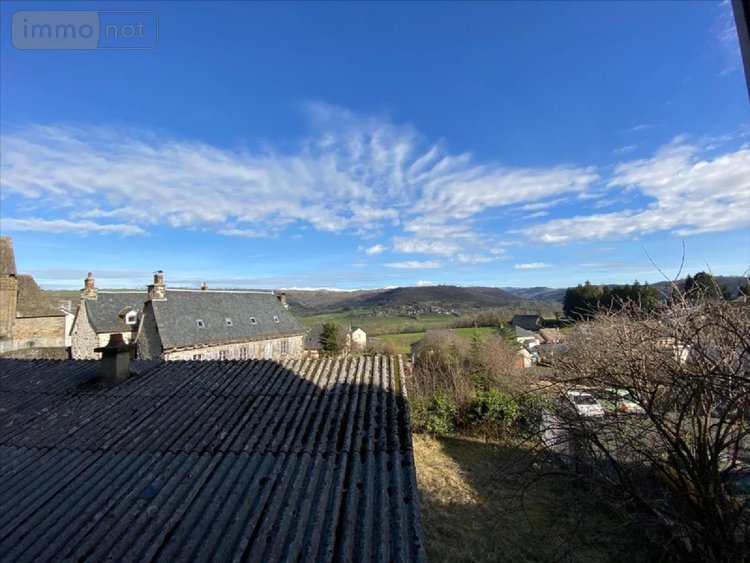 Immeuble a vendre Saint-Cernin 15310 Cantal 110 m2  48000 euros