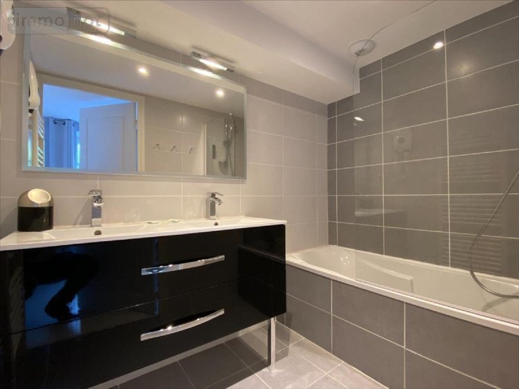 Fonds et murs commerciaux a vendre Mandailles-Saint-Julien 15590 Cantal 487 m2  653373 euros