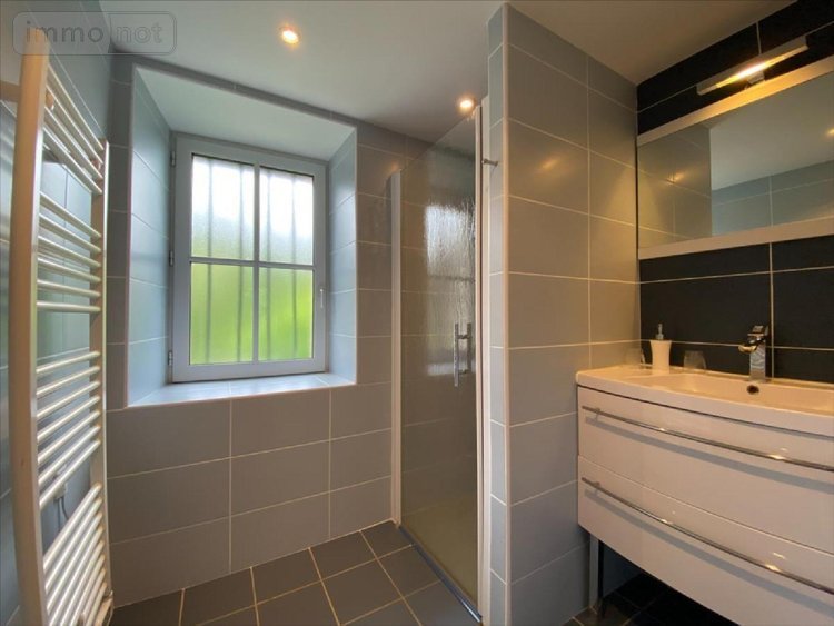 Fonds et murs commerciaux a vendre Mandailles-Saint-Julien 15590 Cantal 487 m2  653373 euros