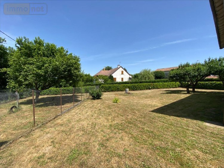 Maison a vendre Glénat 15150 Cantal 100 m2 5 pièces 106000 euros