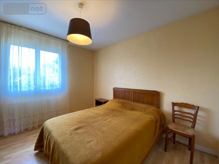 Maison a vendre Glénat 15150 Cantal 100 m2 5 pièces 106000 euros