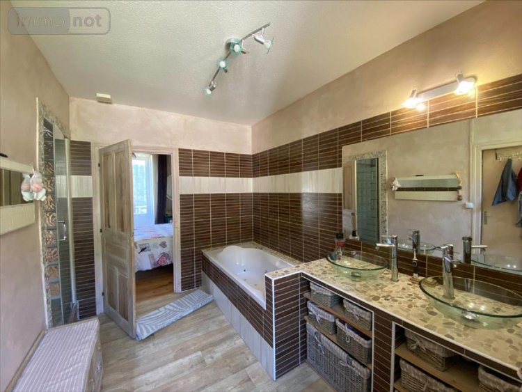 Maison a vendre Saint-Chamant 15140 Cantal 151 m2 6 pièces 296800 euros