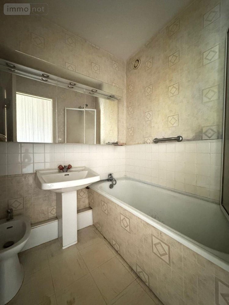 Appartement a vendre Le Bouscat 33110 Gironde 70 m2 4 pièces 231000 euros