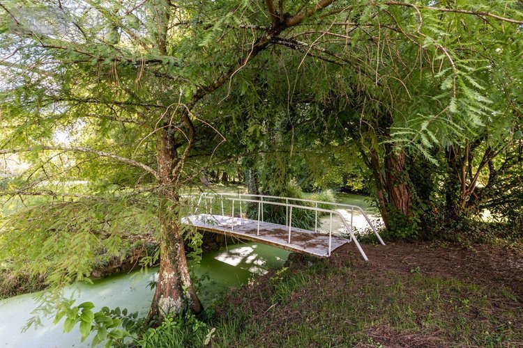 propriete a vendre Gradignan 33170 Gironde 800 m2 15 pièces 2625000 euros