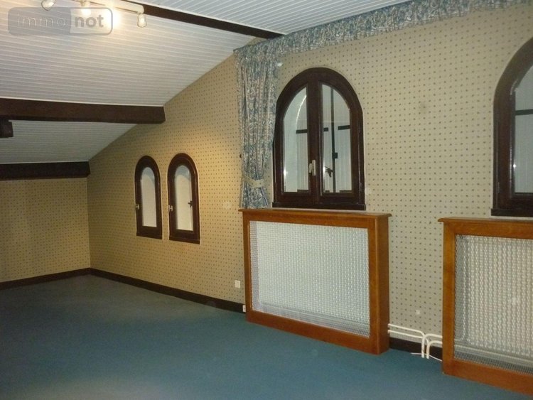 Maison a vendre Issoire 63500 Puy-de-Dôme 186 m2 9 pièces 269100 euros