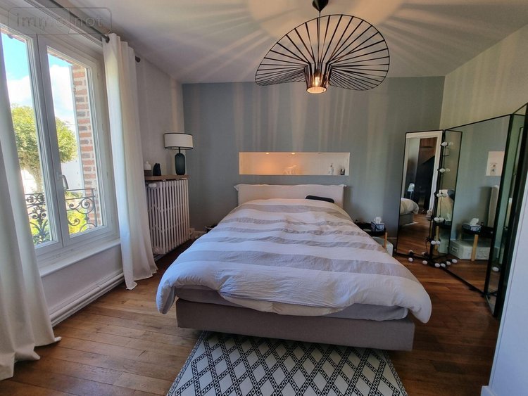 Maison a vendre Romorantin-Lanthenay 41200 Loir-et-Cher 217 m2 10 pièces 337280 euros