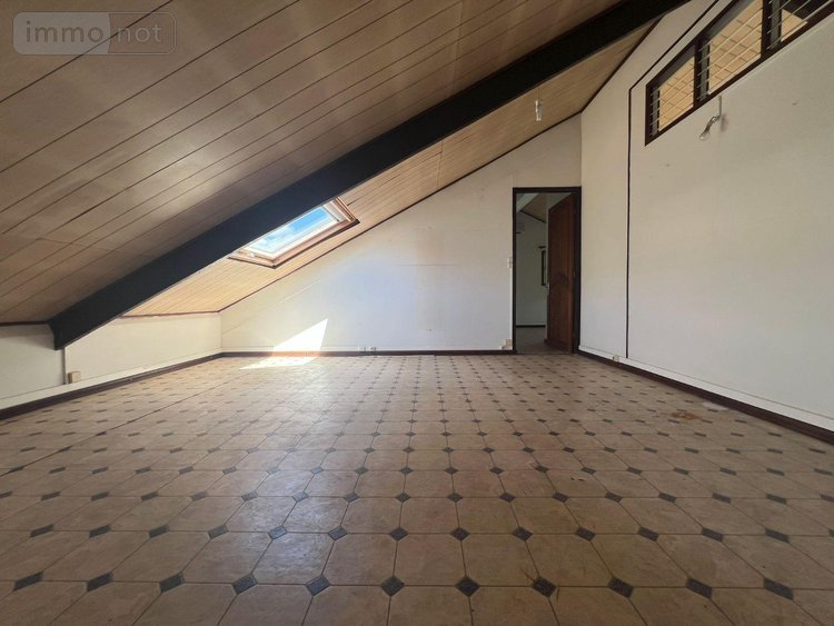 Maison a vendre Saint-Denis 97400 Réunion 258 m2 7 pièces 346100 euros