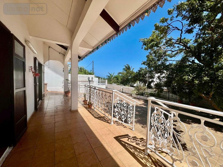Maison a vendre Saint-Denis 97400 Réunion 258 m2 7 pièces 346100 euros
