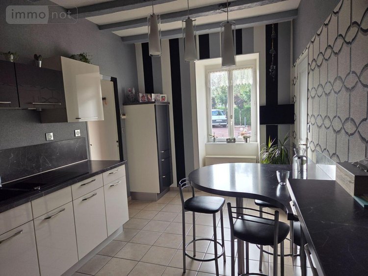 Maison a vendre La Bazoge-Montpinçon 53440 Mayenne 143 m2 6 pièces 270400 euros