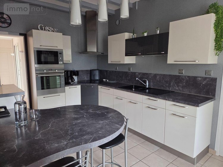 Maison a vendre La Bazoge-Montpinçon 53440 Mayenne 143 m2 6 pièces 270400 euros