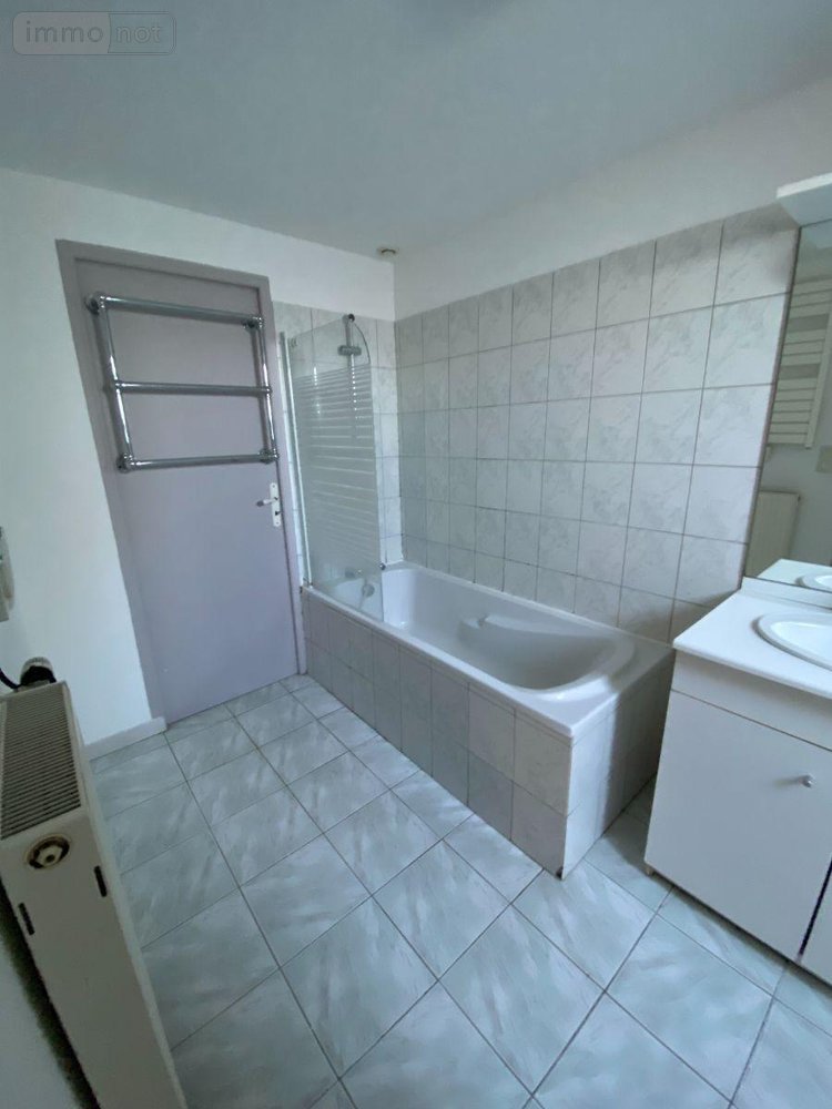 propriete a vendre Andouillé 53240 Mayenne 90 m2  215600 euros