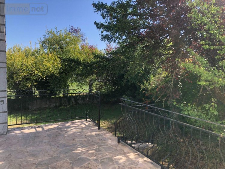 Location maison Issoudun 36100 Indre 74 m2 4 pièces 650 euros