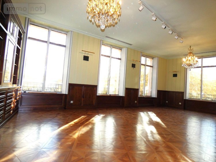 Appartement a vendre Vichy 03200 Allier 377 m2 8 pièces 1680000 euros